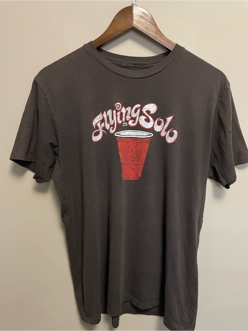 Solid Threads Flying Solo Brown Solo Cup Shirt Men’s Large